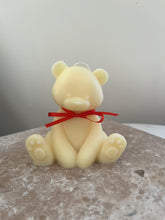 Load image into Gallery viewer, Teddy Bear Candle